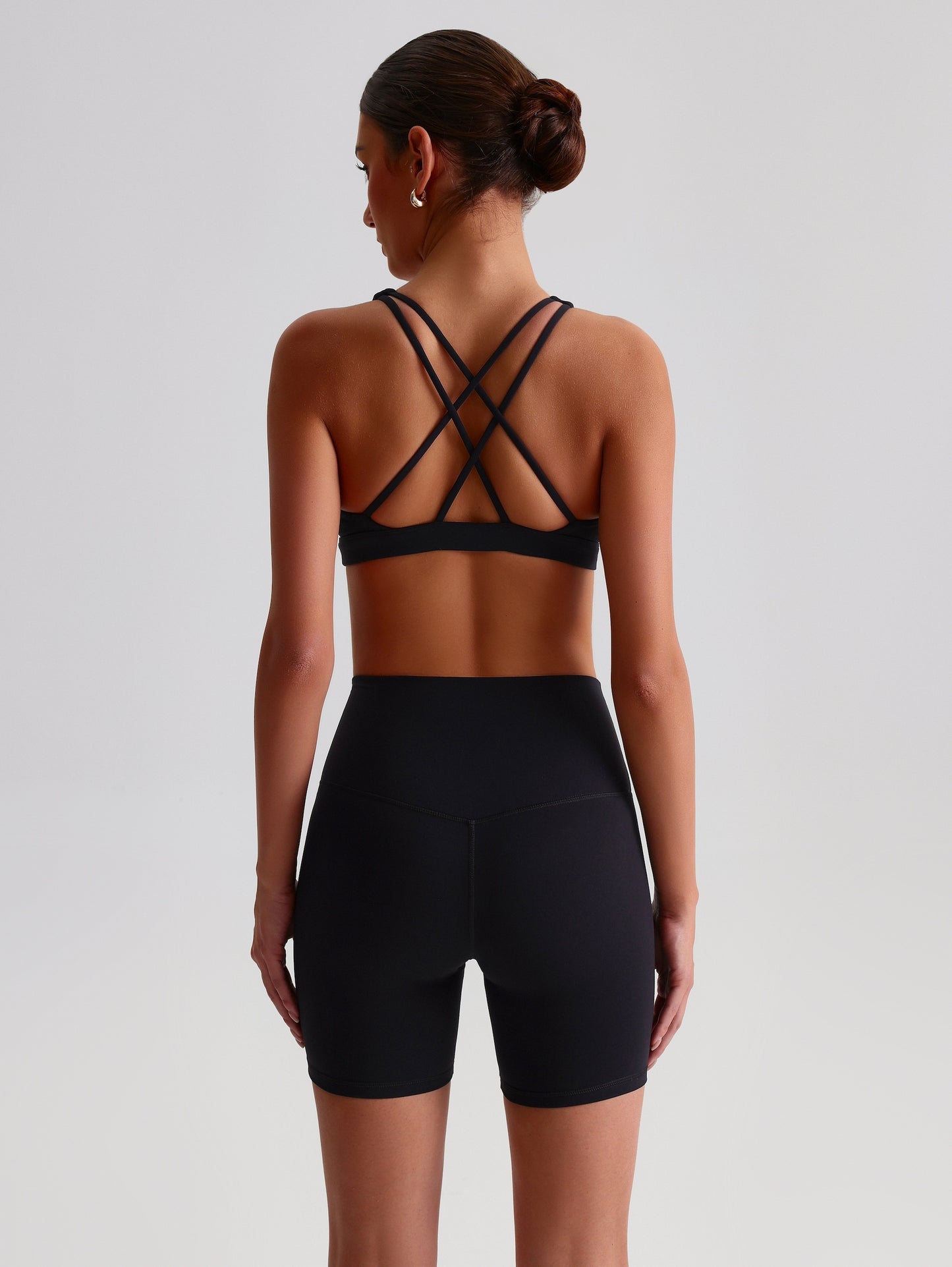 iTOUCH Crossover High-waisted Bra & Shorts Set Firming & Shaping-body